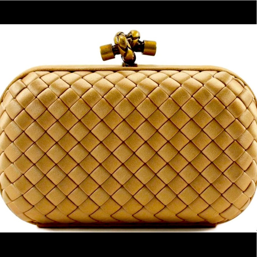Bottega veneta clutch